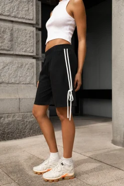 KNIT SHORT WITH BOW