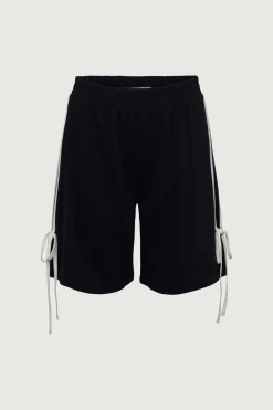 KNIT SHORT WITH BOW