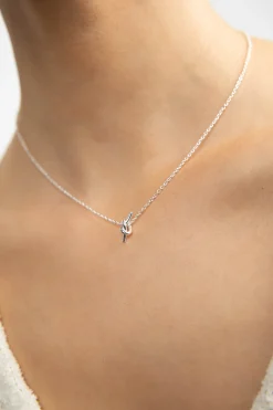 KNOT NECKLACE