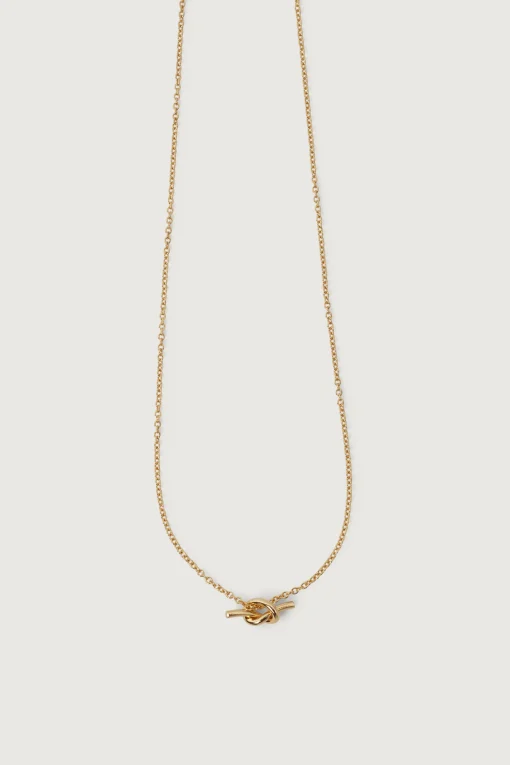 KNOT NECKLACE