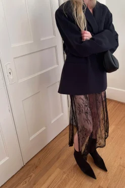 LACE MIDI DRESS