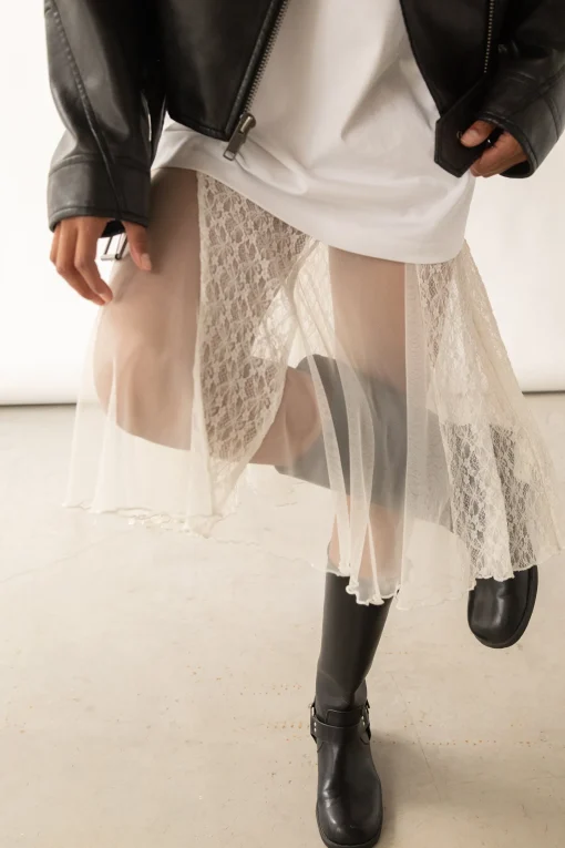LACE SHORT SLEEVE MIDI DRESS