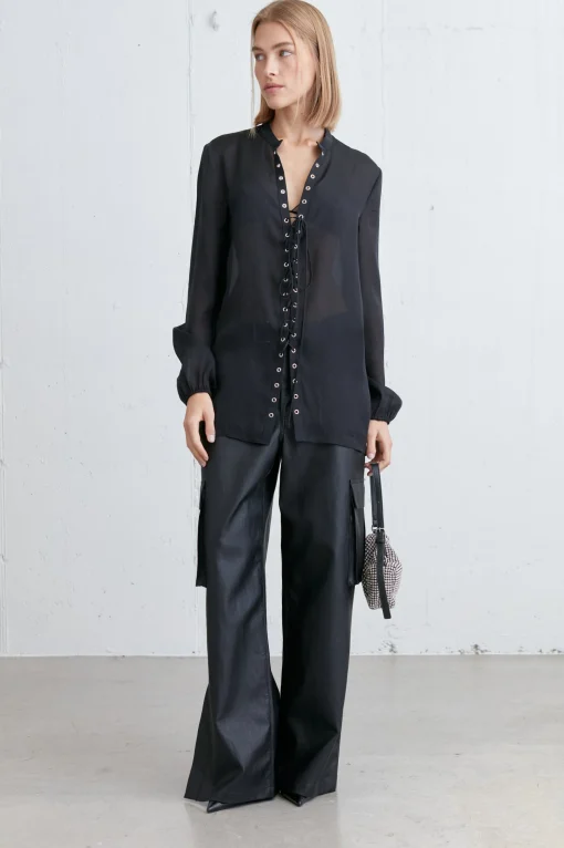 LACE-UP CHIFFON BLOUSE
