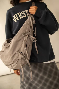 LARGE SHOULDER BAG WITH BOWS