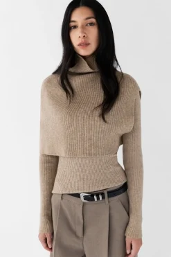 LAYERED KNIT TOP SHAWL SET