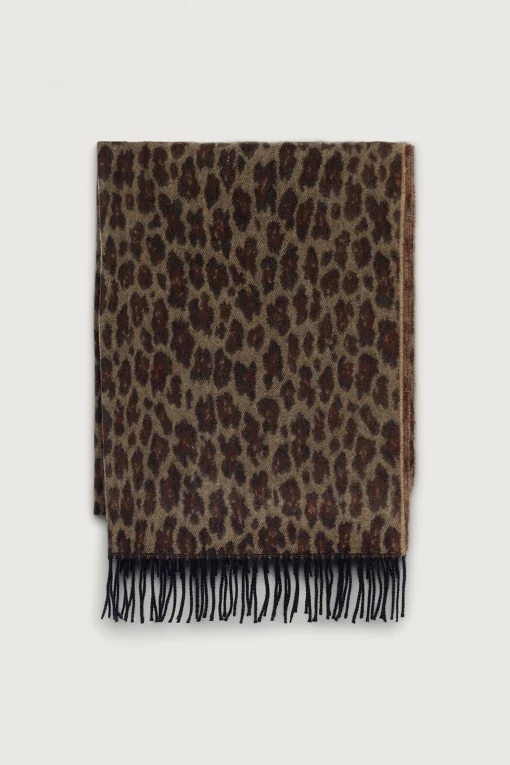 LEOPARD PRINT SCARF