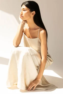 LINEN BLEND MAXI DRESS