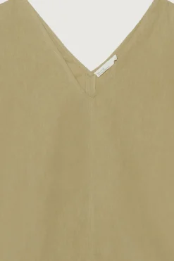 LINEN BLEND V-NECK BLOUSE