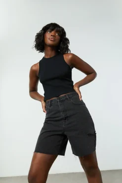 LONG DENIM SHORT