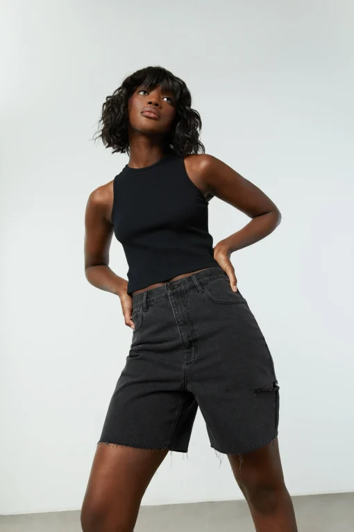 LONG DENIM SHORT