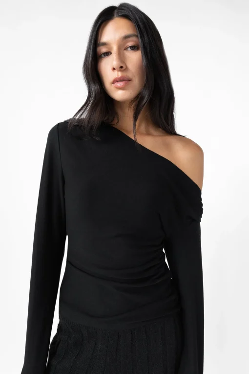 LONG SLEEVE OFF THE SHOULDER TOP