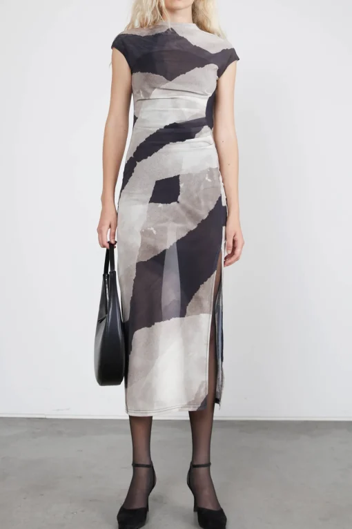 MAXI DRESS WITH ABSTRACT PRINT