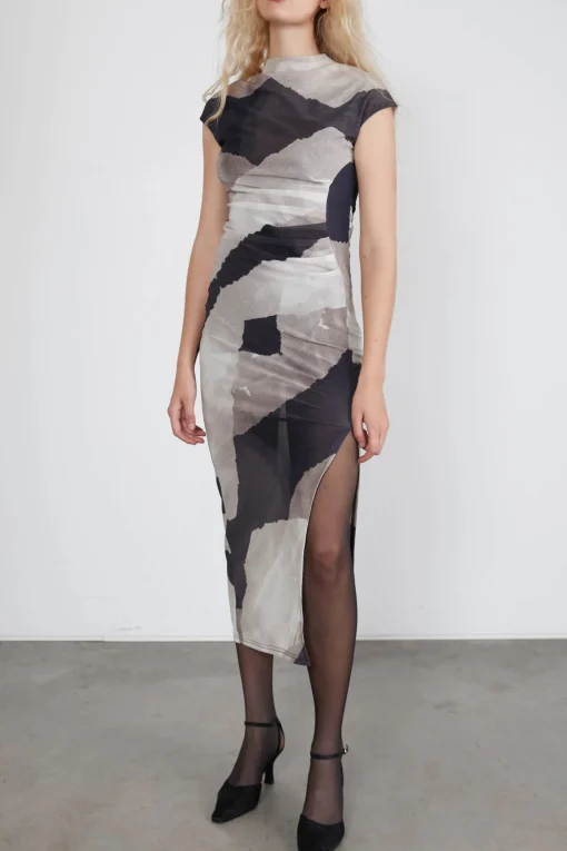 MAXI DRESS WITH ABSTRACT PRINT