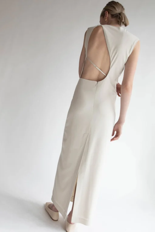 MAXI DRESS WITH OPEN BACK