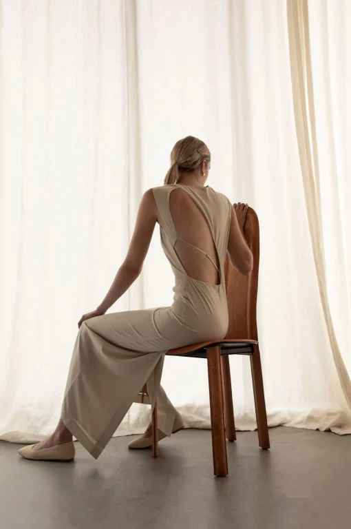 MAXI DRESS WITH OPEN BACK