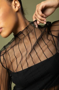 MESH BLOUSE