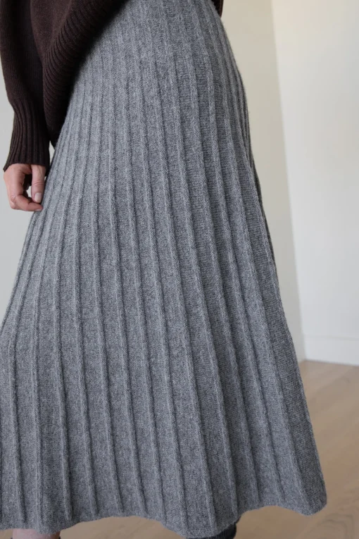 MIDI KNIT SWEATER SKIRT
