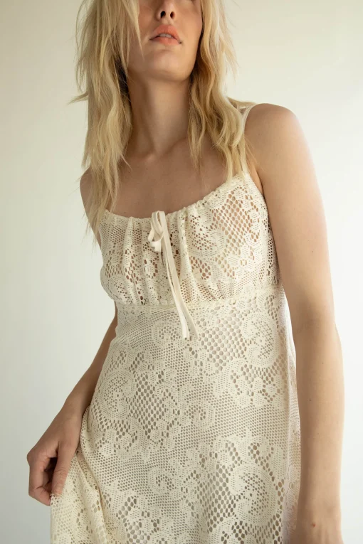 MIDI LACE DRESS