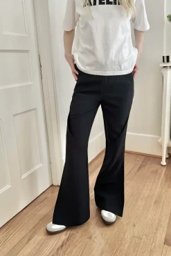 MID-RISE FLARED PANT