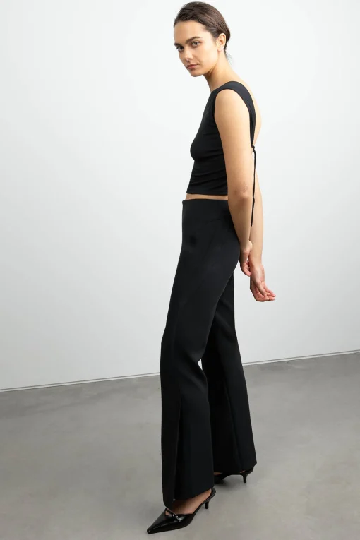 MID-RISE FLARED PANT