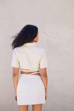 MINI SKIRT WITH CUTOUT WAIST
