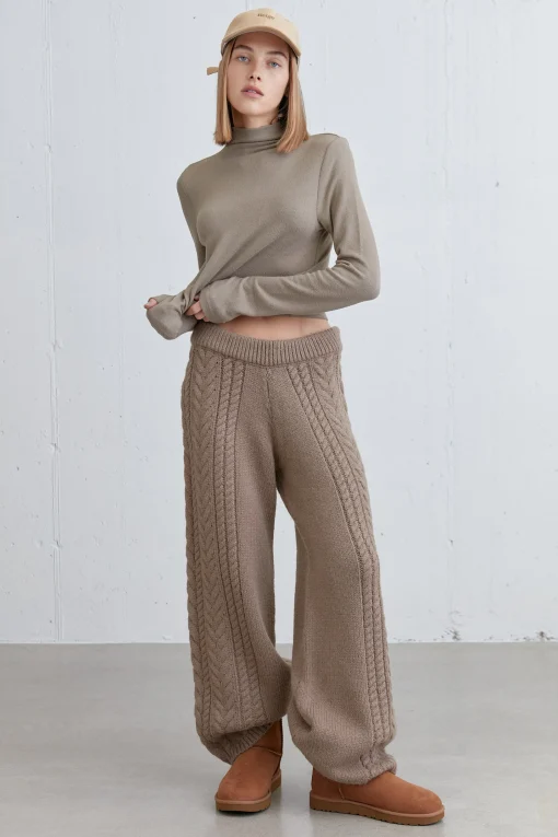 MOCKNECK LONG SLEEVE TOP
