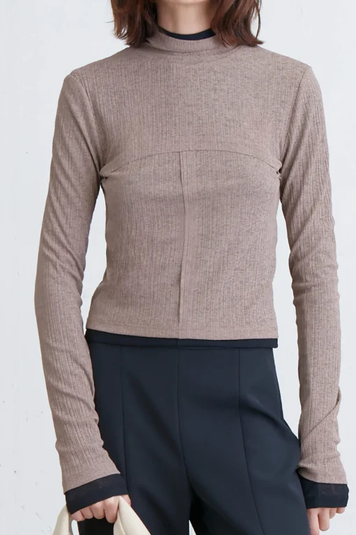 MOCKNECK TOP WITH SEAM DETAILS