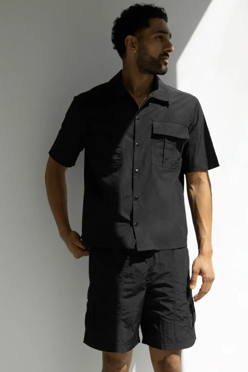 NYLON SHORT SLEEVE SHIRT