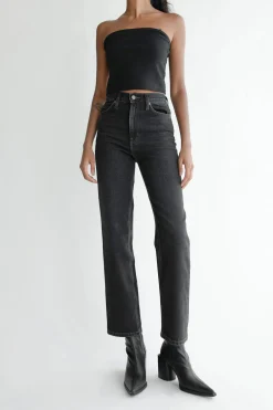 OAK ESSENTIAL STRAIGHT LEG HIGH-RISE JEAN