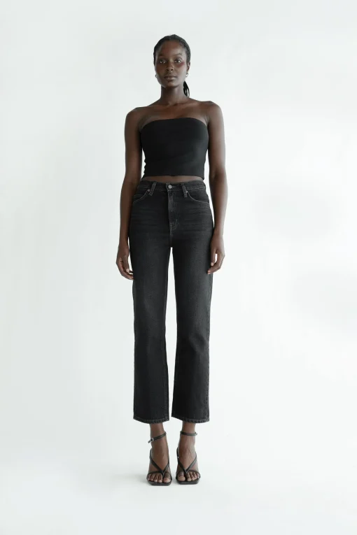 OAK ESSENTIAL STRAIGHT LEG HIGH-RISE JEAN