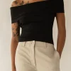 OFF SHOULDER KNIT TOP
