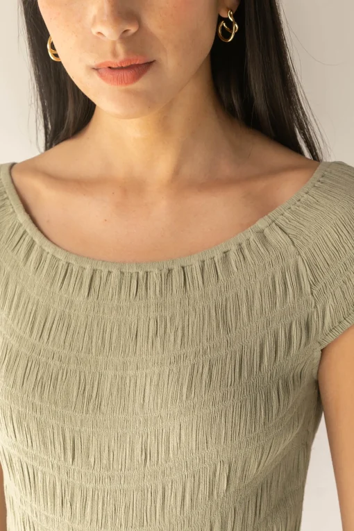 OFF THE SHOULDER CRINKLED MIDI TIERED DRESS