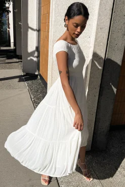 OFF THE SHOULDER CRINKLED MIDI TIERED DRESS