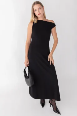 OFF THE SHOULDER MAXI DRESS