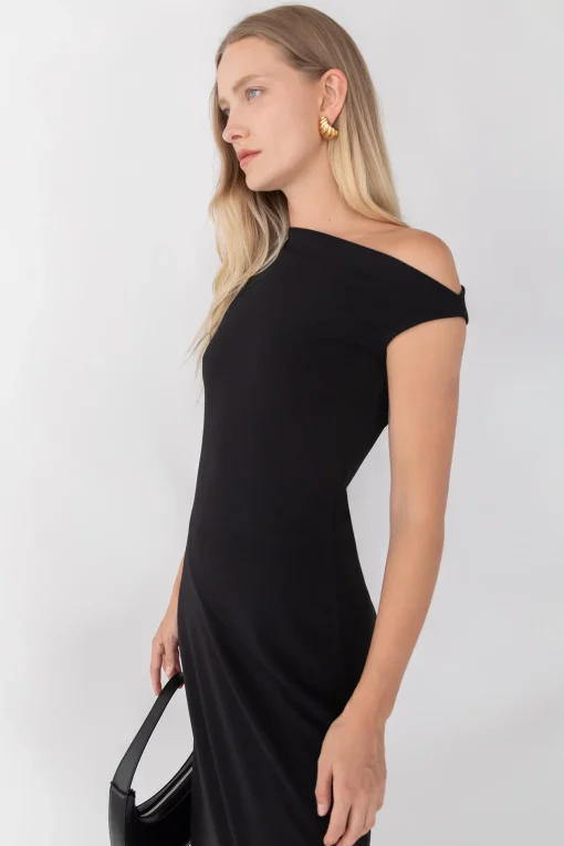 OFF THE SHOULDER MAXI DRESS