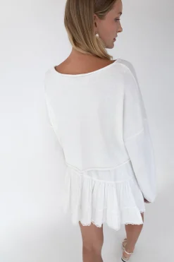 OFF THE SHOULDER TOP