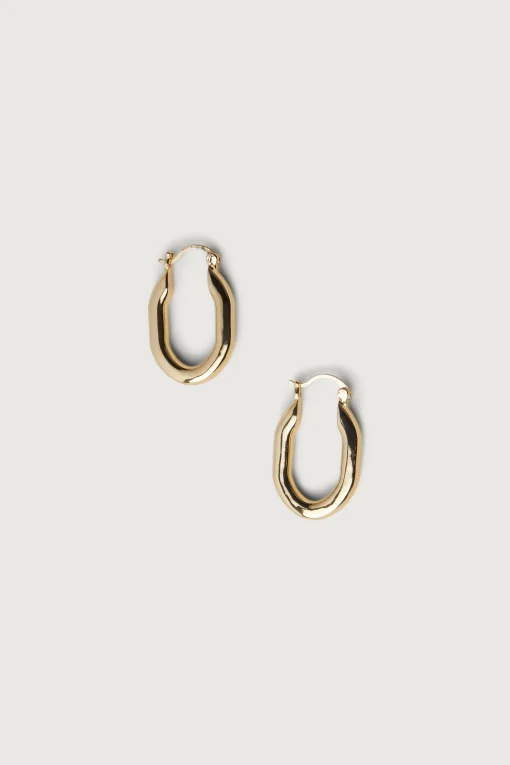 OVAL HOOP EARRING