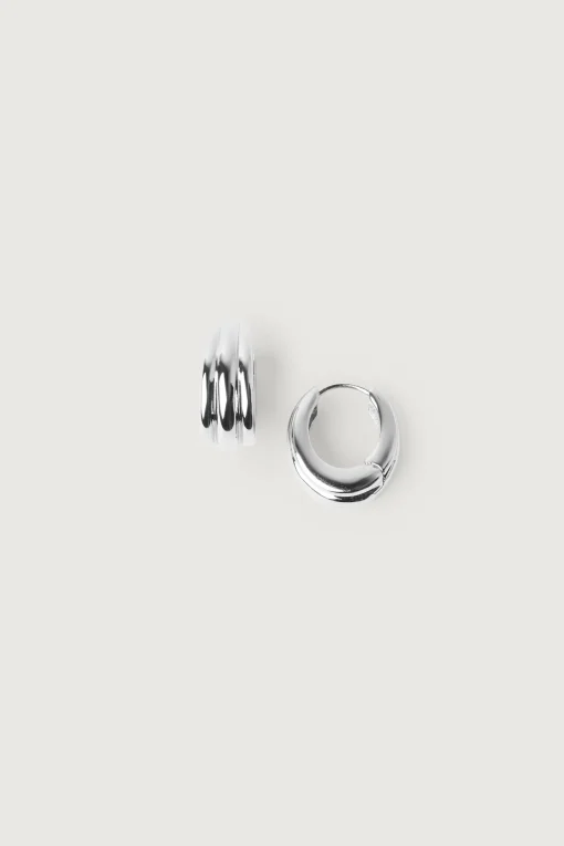 OVAL HOOPS