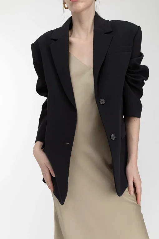 OVERSIZED BLAZER