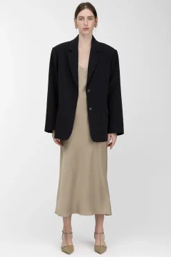 OVERSIZED BLAZER