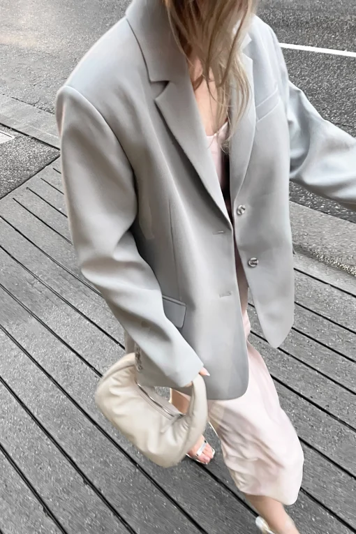 OVERSIZED BLAZER