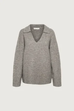 OVERSIZED COLLARED V-NECK SWEATER
