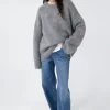OVERSIZED CREWNECK SWEATER