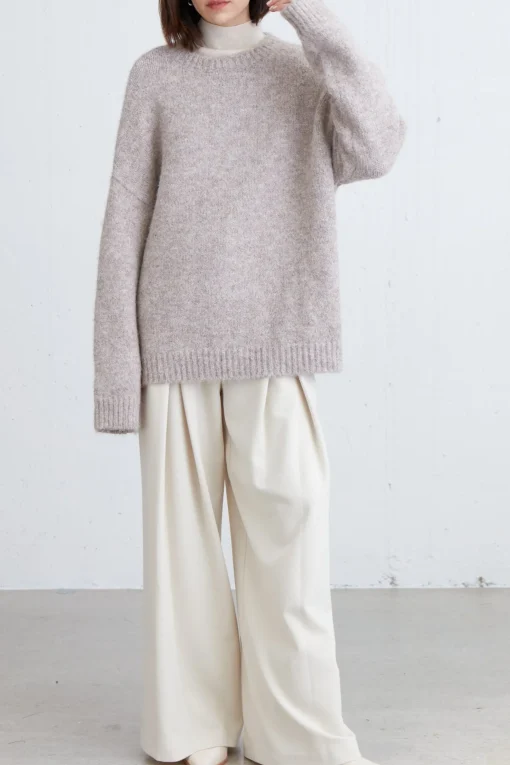 OVERSIZED CREWNECK SWEATER