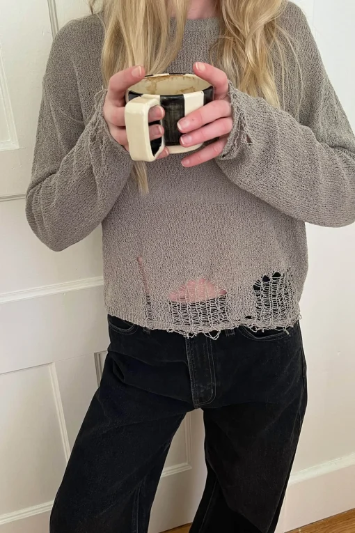 OVERSIZED DISTRESSED SWEATER