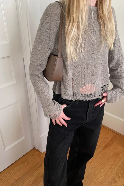 OVERSIZED DISTRESSED SWEATER