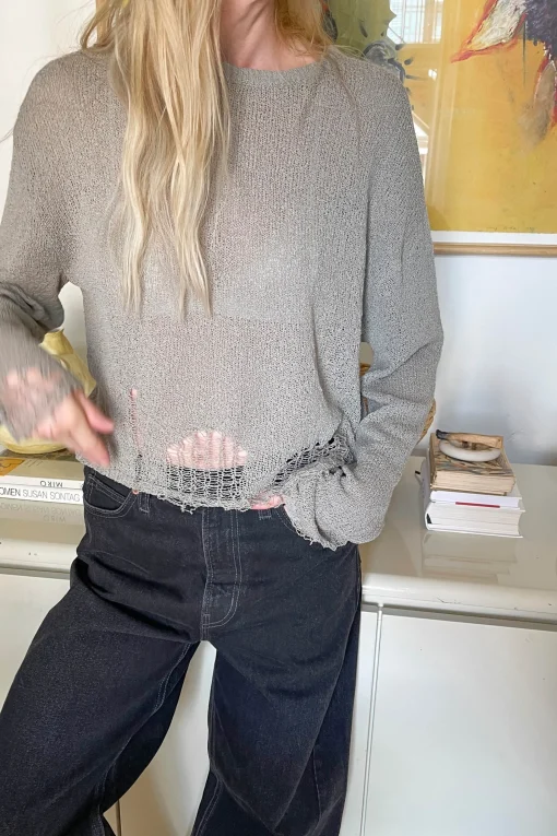 OVERSIZED DISTRESSED SWEATER
