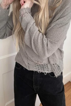 OVERSIZED DISTRESSED SWEATER