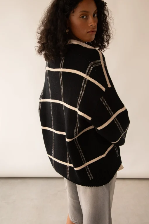 OVERSIZED GRID BUTTON FRONT CARDIGAN
