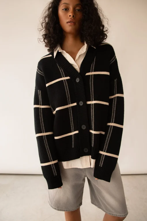 OVERSIZED GRID BUTTON FRONT CARDIGAN